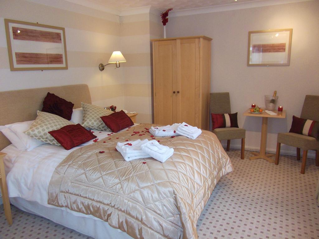 Ashburnham Hotel Pembrey Oda fotoğraf